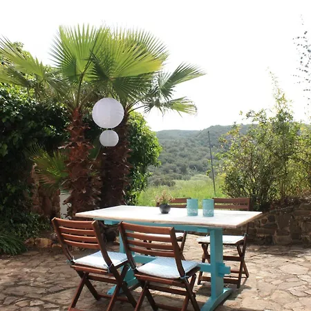 Sitio Ubuntu- Surrounded By Nature *