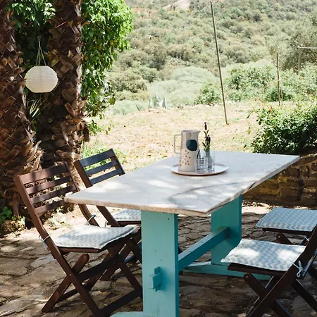 Sitio Ubuntu- Surrounded By Nature Apartment